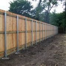 Fence Installer in Carbondale, Illinois