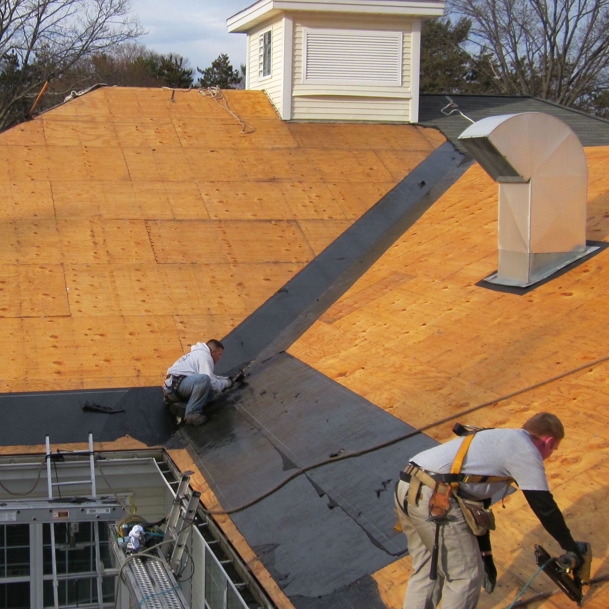 Roof Contractor in North Reading, Massachusetts