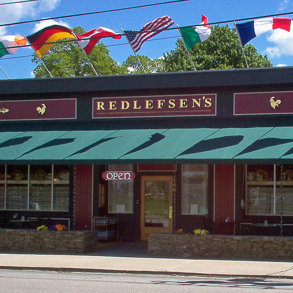 Redlefsen's Rotisserie & Grill Photo