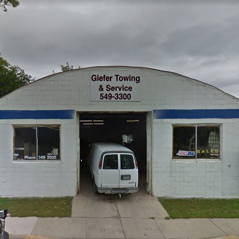 Giefer Towing & Service Inc Photo