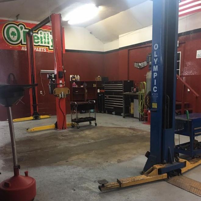 Oil Change Service in Hohenwald, Tennessee