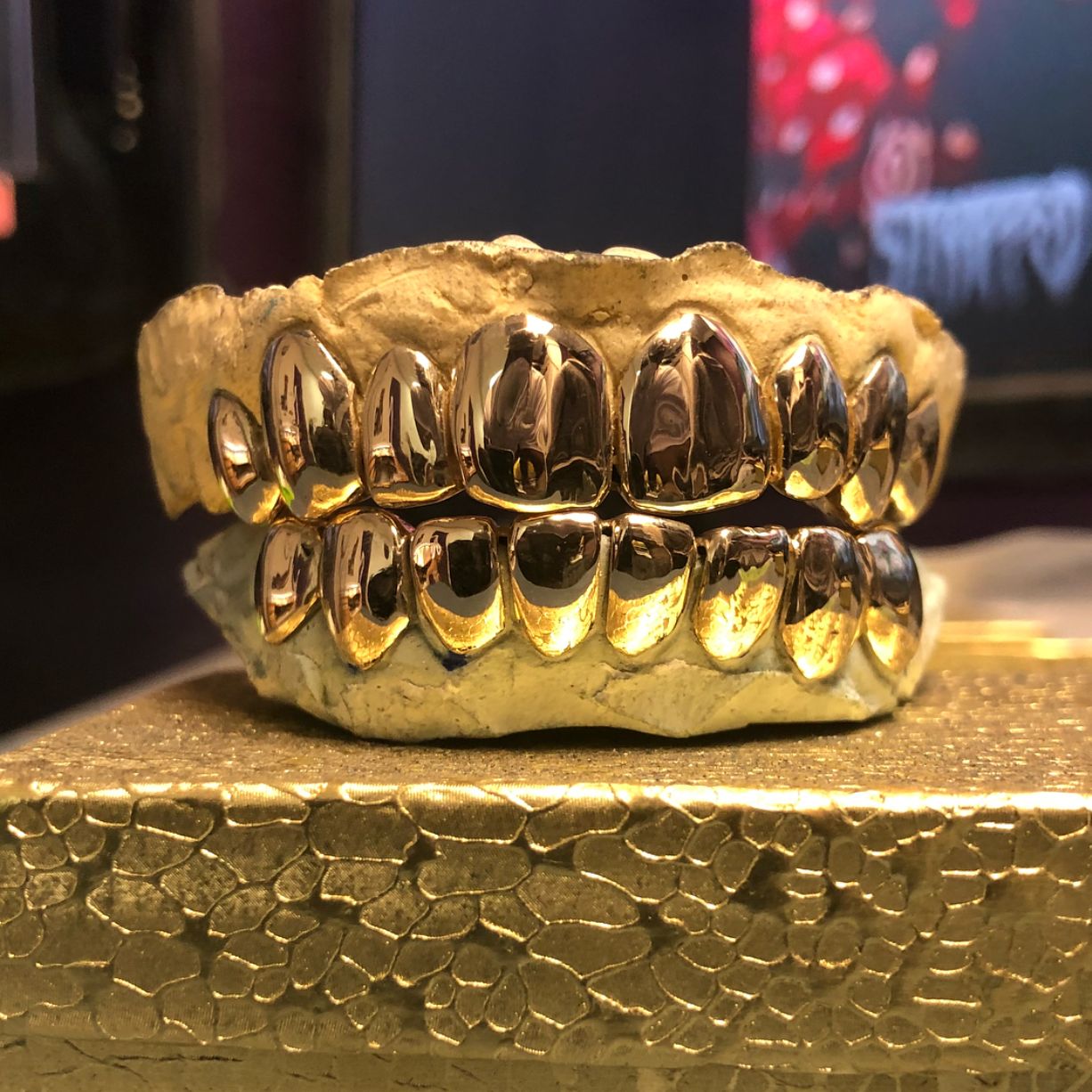 Mouth Jewelry in Lauderdale Lakes, Florida