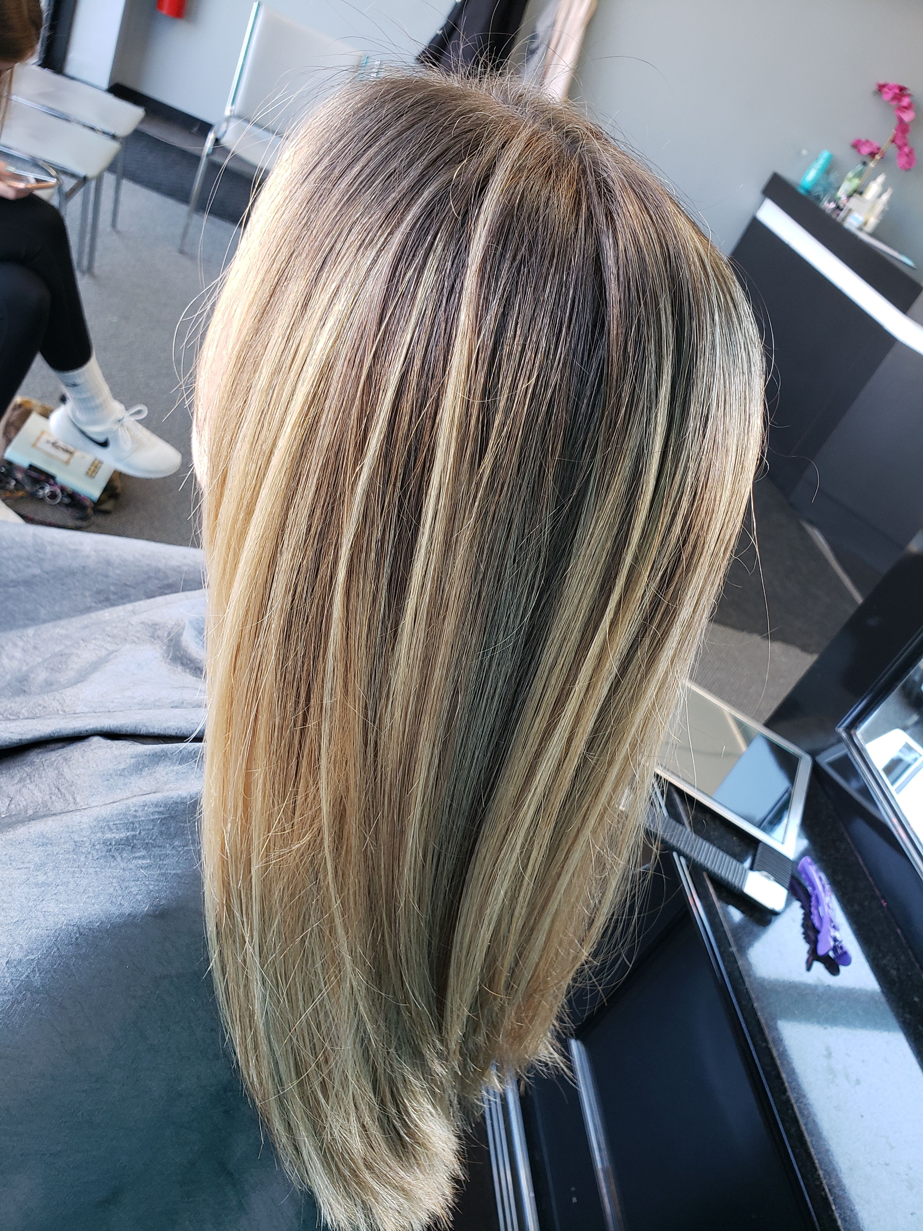 Cut And Color in Bolingbrook, Illinois