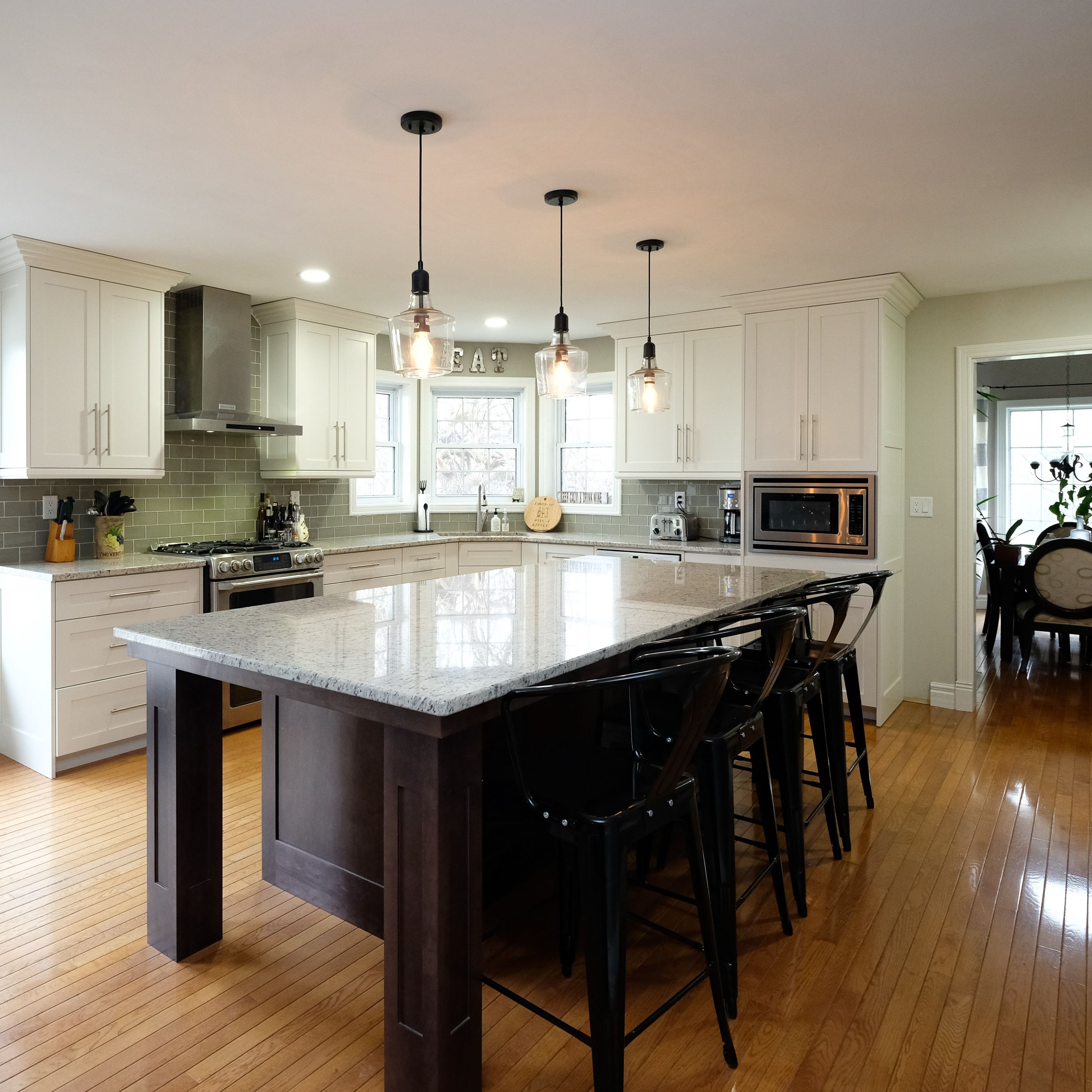 New Kitchen Cabinets in Maidstone, Ontario