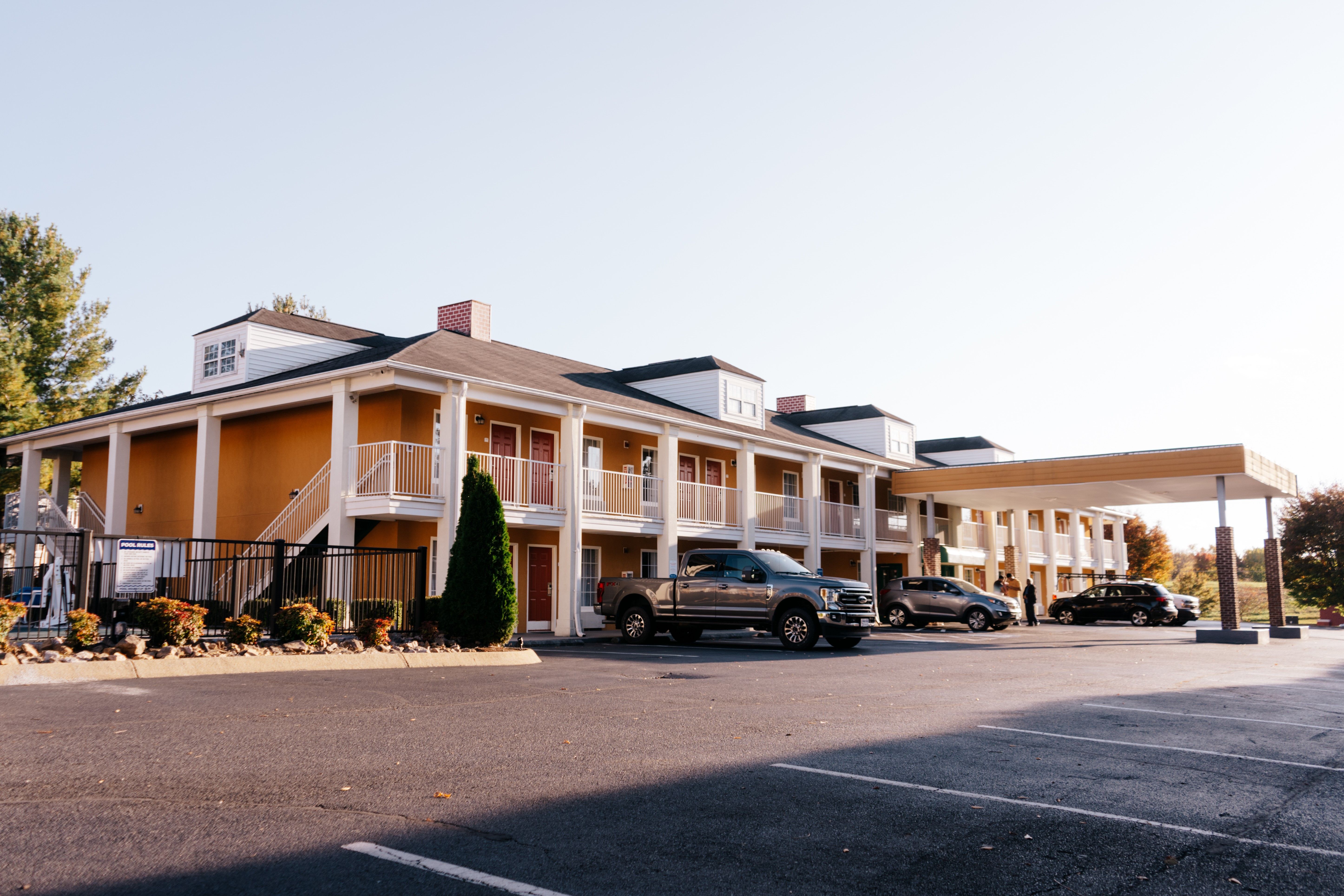 Pet Friendly Hotel in Johnson City, Tennessee