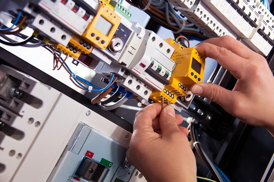 Electrical Contractor in Edgewater, Florida