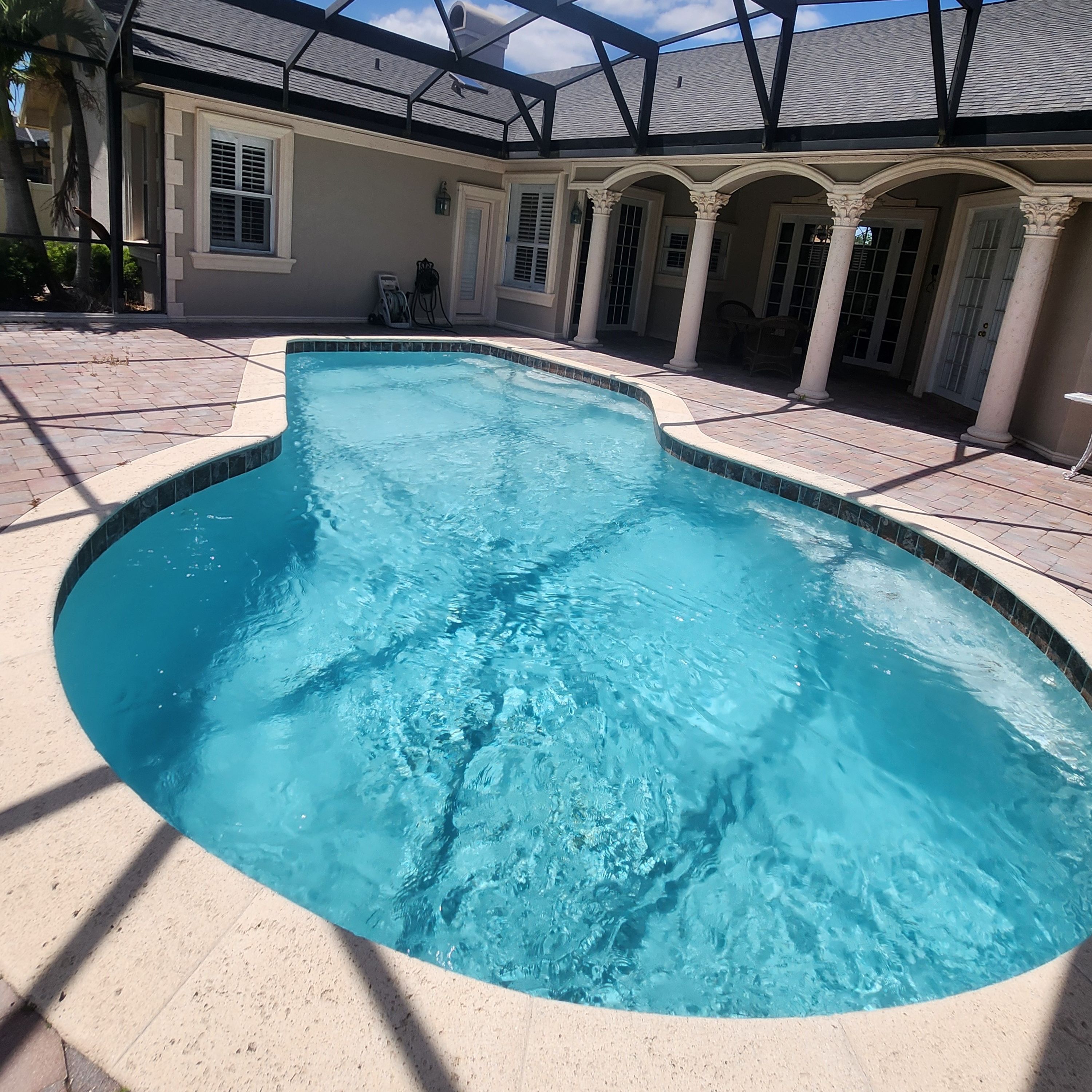 Swimming Pool Services in Kissimmee, Florida