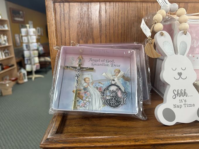 Gift Center in Seneca, Kansas