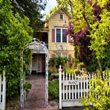 Bed and Breakfast in St Helena, California