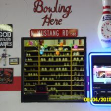 Bowling Lanes in Mustang, Oklahoma